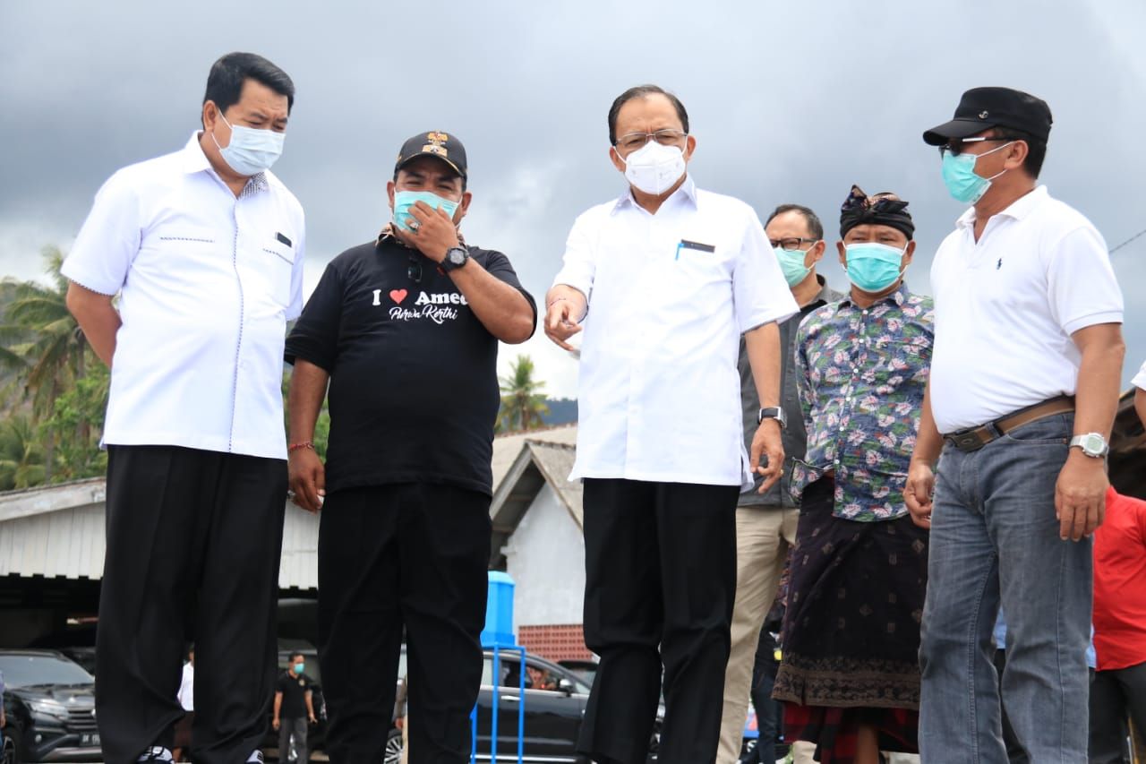 podiumnews.com-Gubernur Koster: Perencanaan Pengembangan Pelabuhan Amed Dimulai 2021